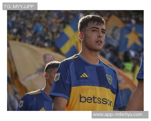 安塞尔米诺精彩头球破门助多特在第41分钟取得领先